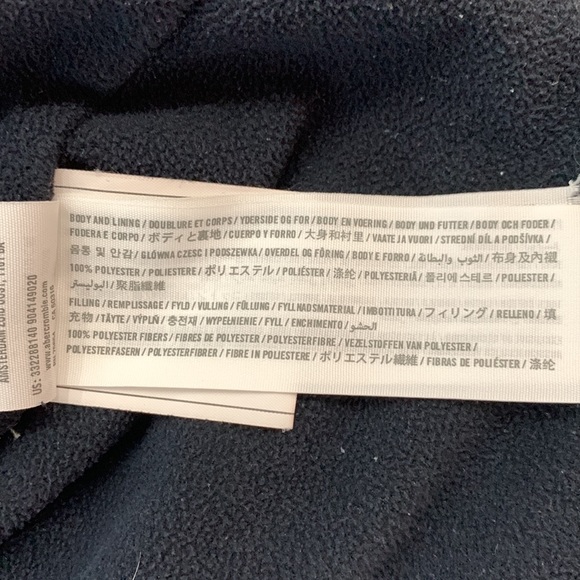 Hollister Navy Fleece Puffer Jacket size M - Picture 11 of 17